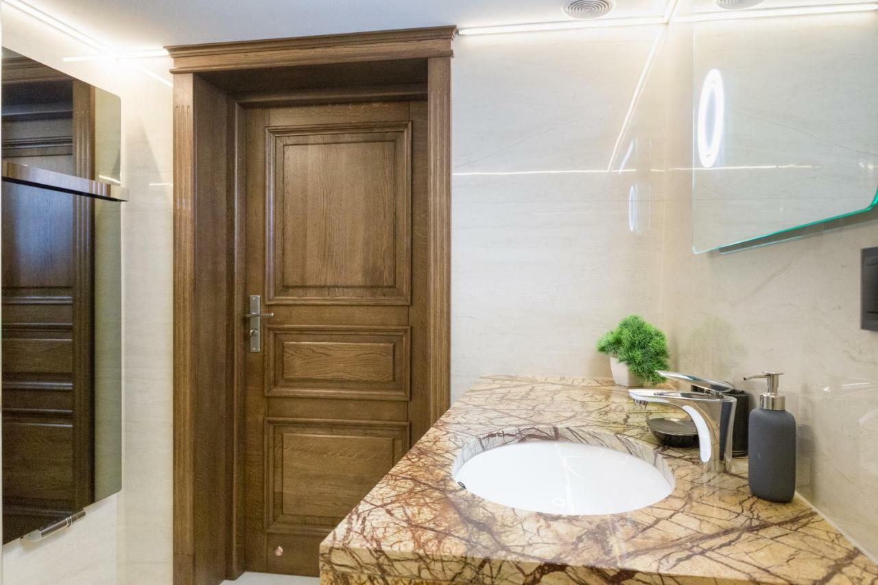 Quiet & High Class Apartments Jablonowskich Street Cracóvia Exterior foto